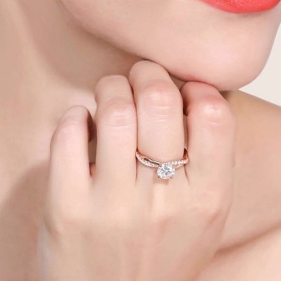 2pc 18K Rose Gold Plated Diamond Ring Set - Picture 2 of 6